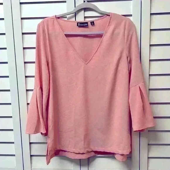 New York & Company Tops - New York & Company 3/4 Bell Sleeve Top Size Medium Pink